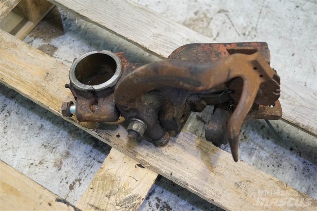 Hesston 4700 Alte echipamente pentru nutret