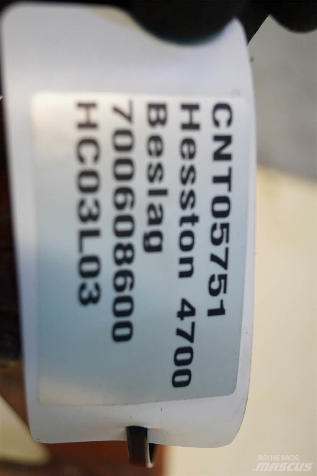 Hesston 4700 Alte echipamente pentru nutret
