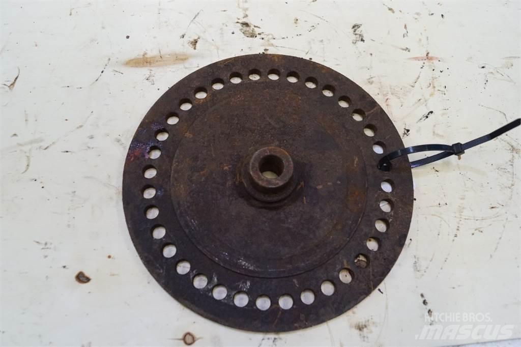 Hesston 4700 Alte echipamente pentru nutret