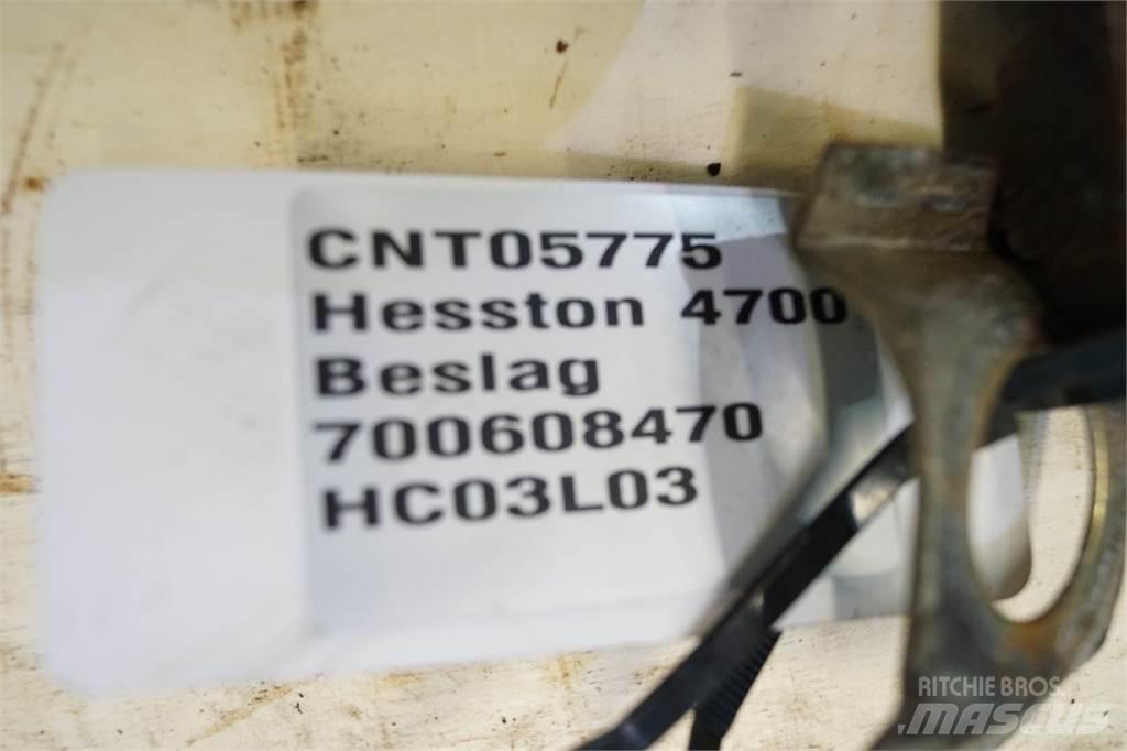 Hesston 4700 Alte echipamente pentru nutret