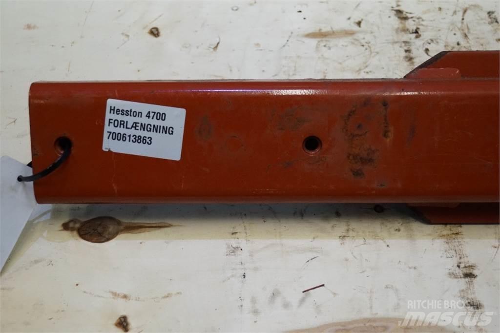 Hesston 4700 Cleme balot