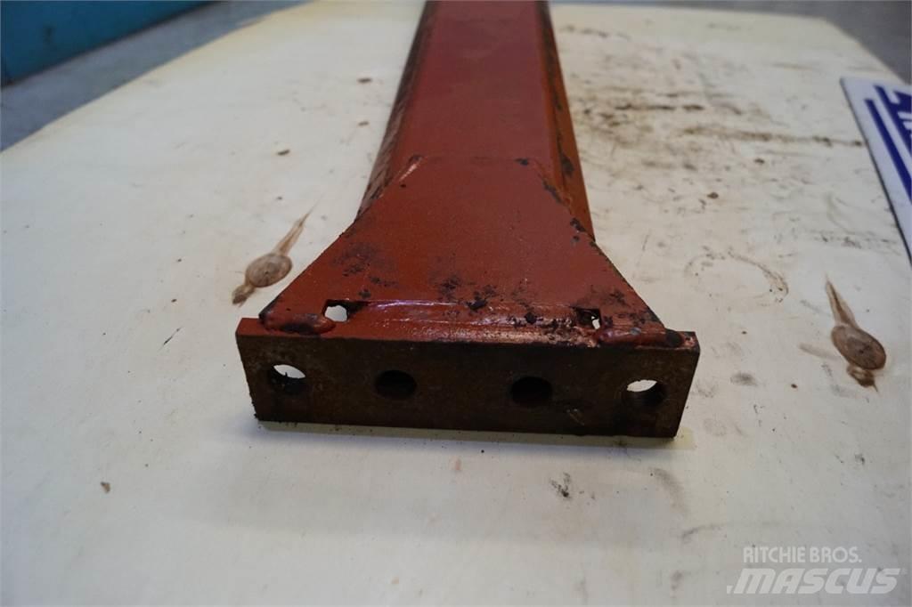 Hesston 4700 Alte echipamente pentru nutret