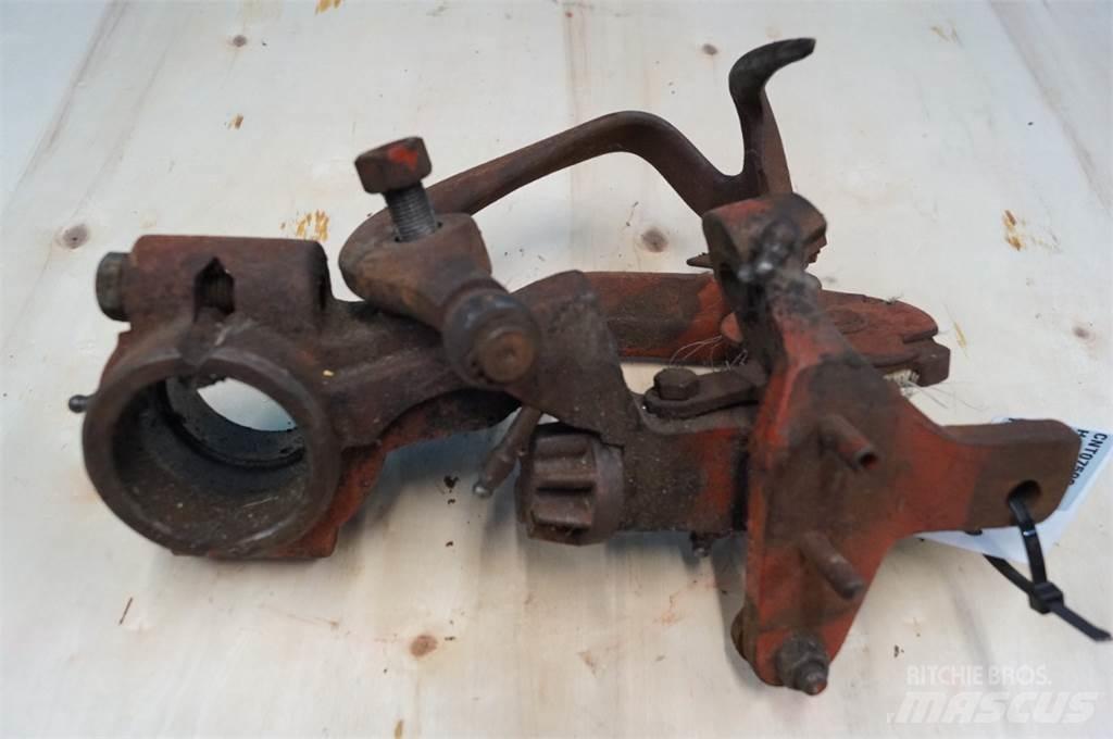 Hesston 4700 Alte echipamente pentru nutret