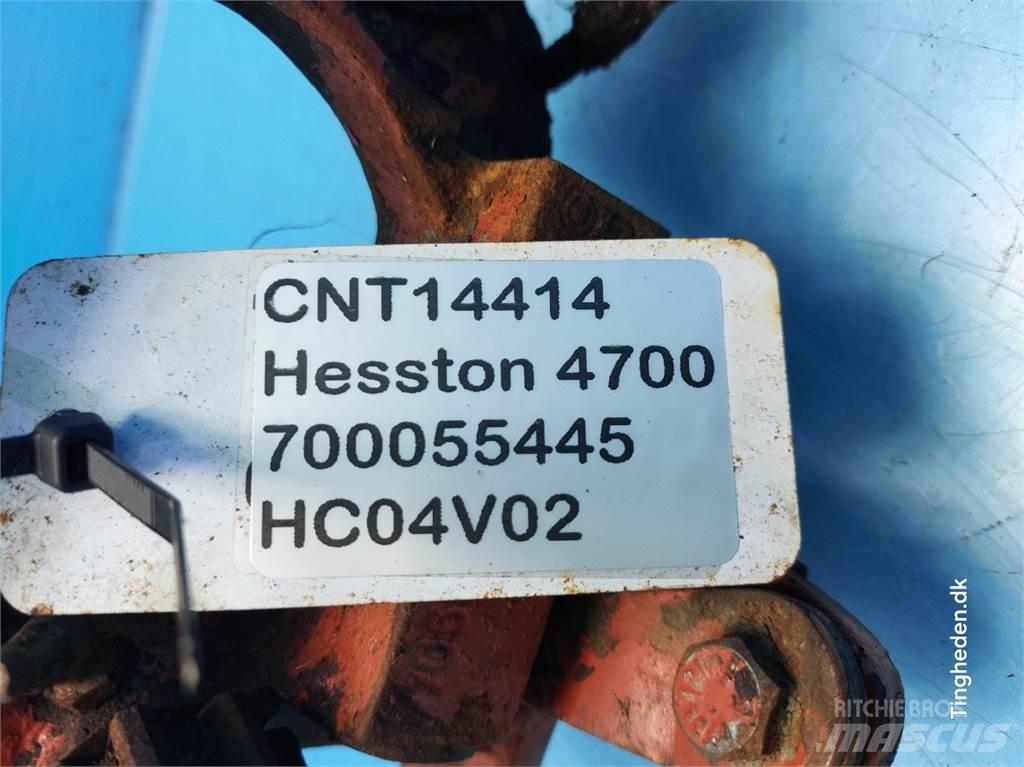 Hesston 4700 Alte echipamente pentru nutret