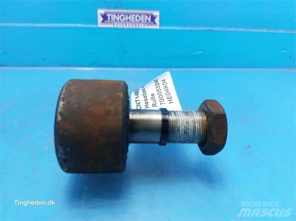 Hesston 4700 Alte echipamente pentru nutret