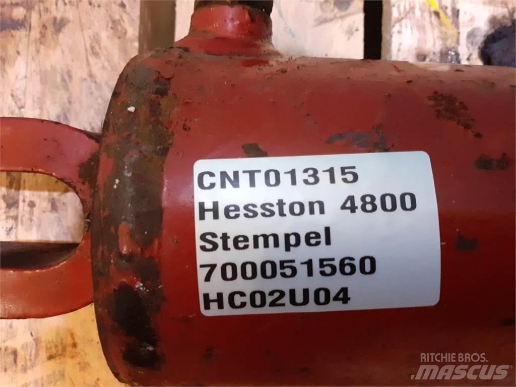 Hesston 4800 Cleme balot