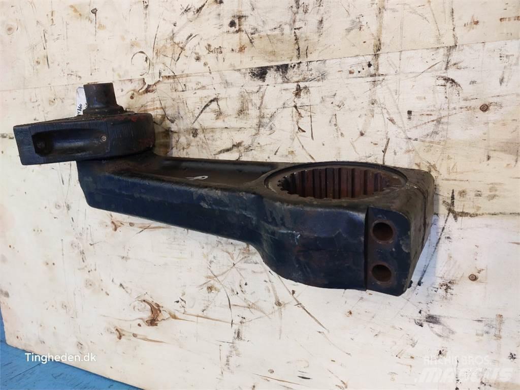 Hesston 4860 Transmisie