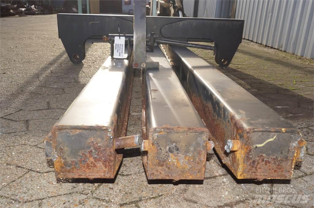 Hesston 4860S Cleme balot