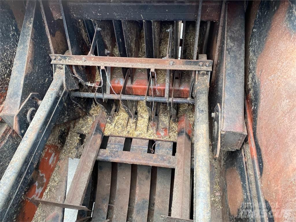 Hesston 4900 Baler dreptunghiular
