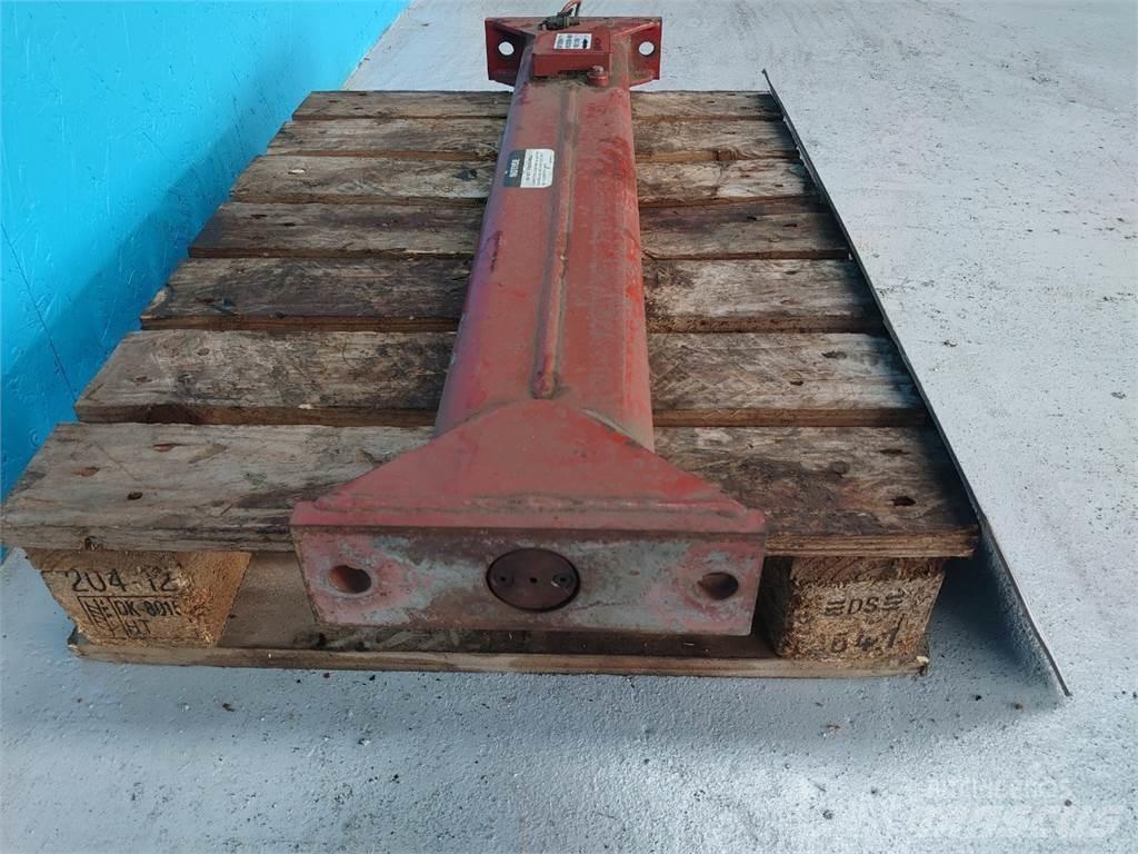 Hesston 4900 Alte echipamente pentru nutret