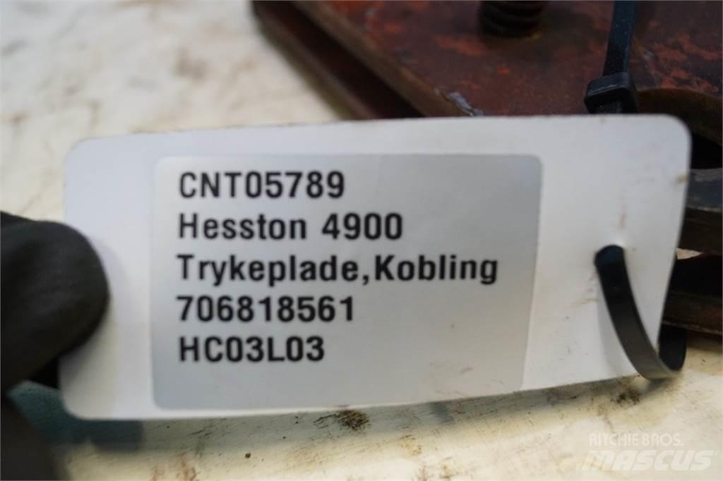 Hesston 4900 Alte echipamente pentru nutret