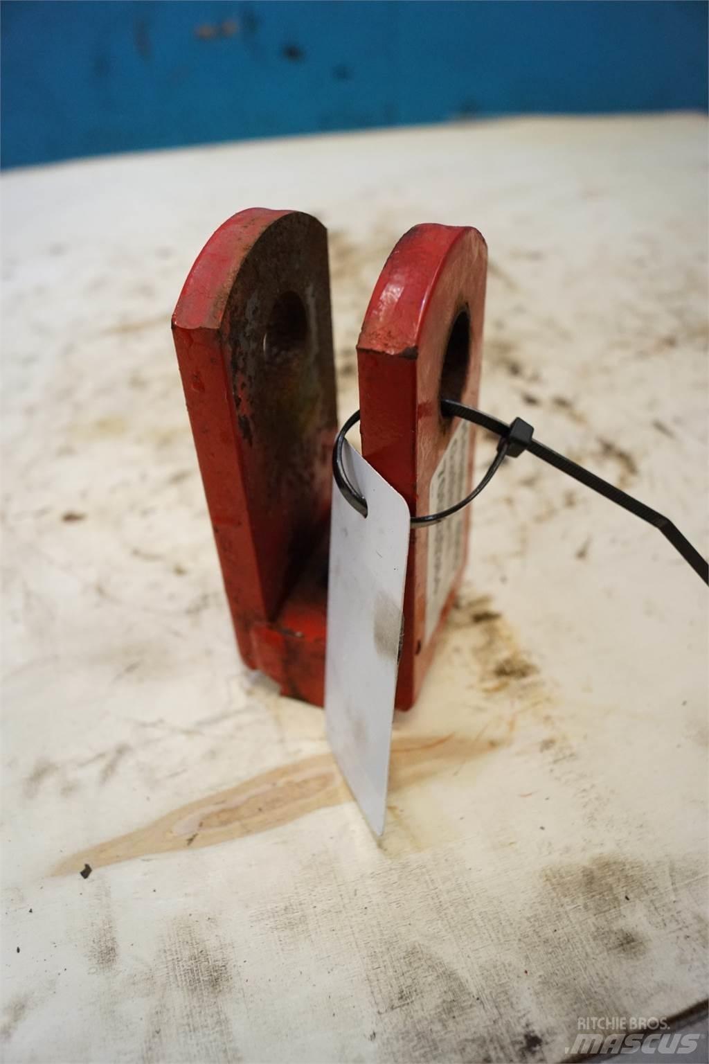 Hesston 4900 Alte echipamente pentru nutret
