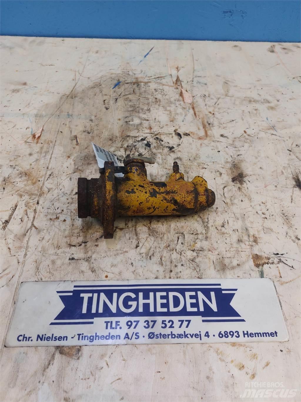 Hydrema 806 Motoare