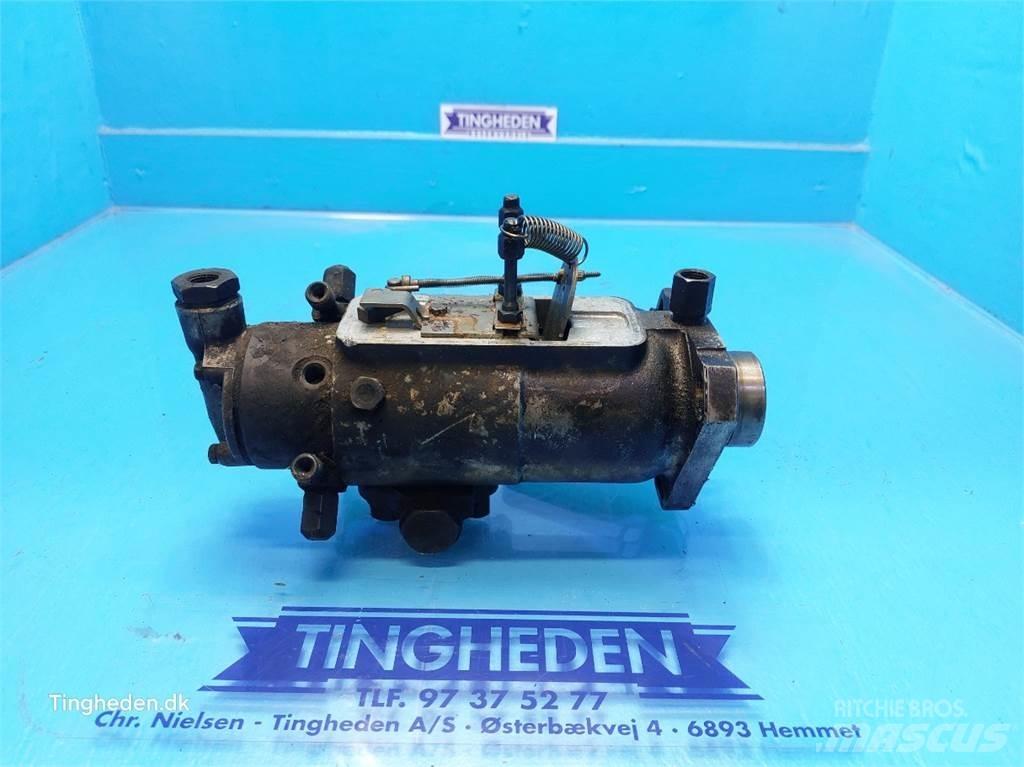 Hydrema 806 Motoare