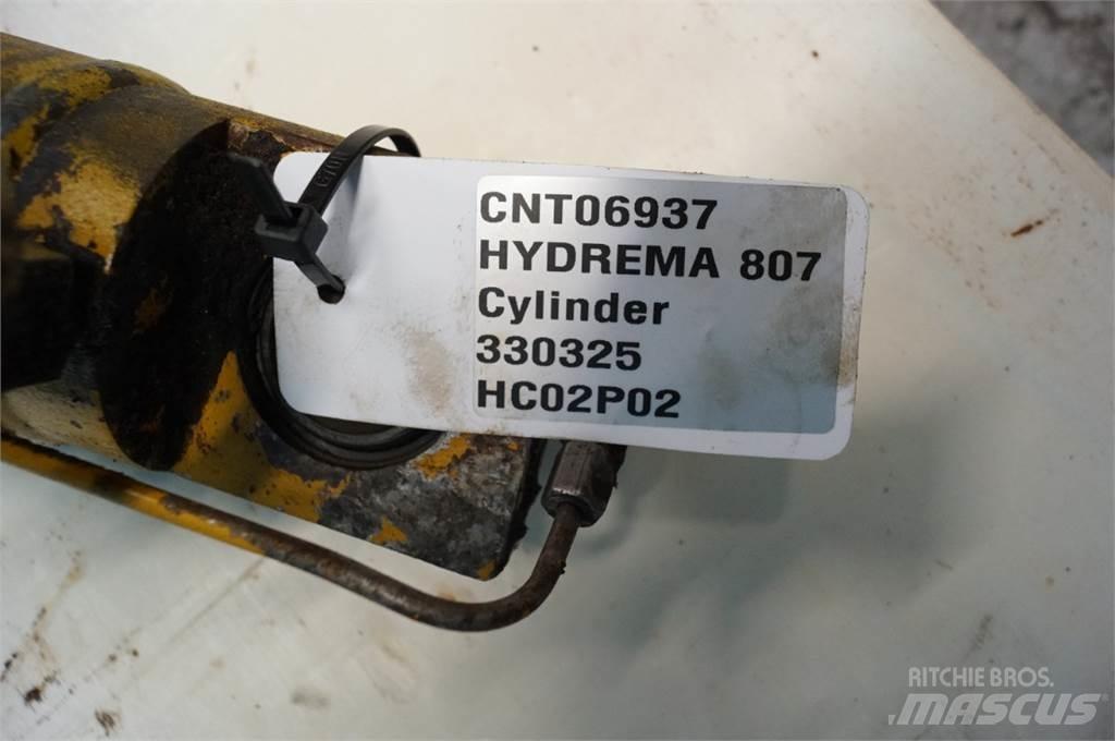 Hydrema 807 Axe