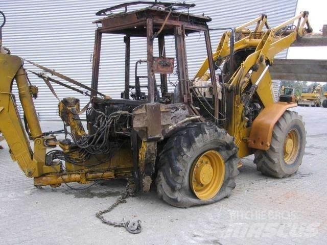 Hydrema 906B Buldoexcavatoare