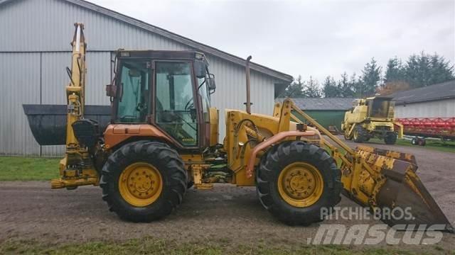 Hydrema 906B Buldoexcavatoare