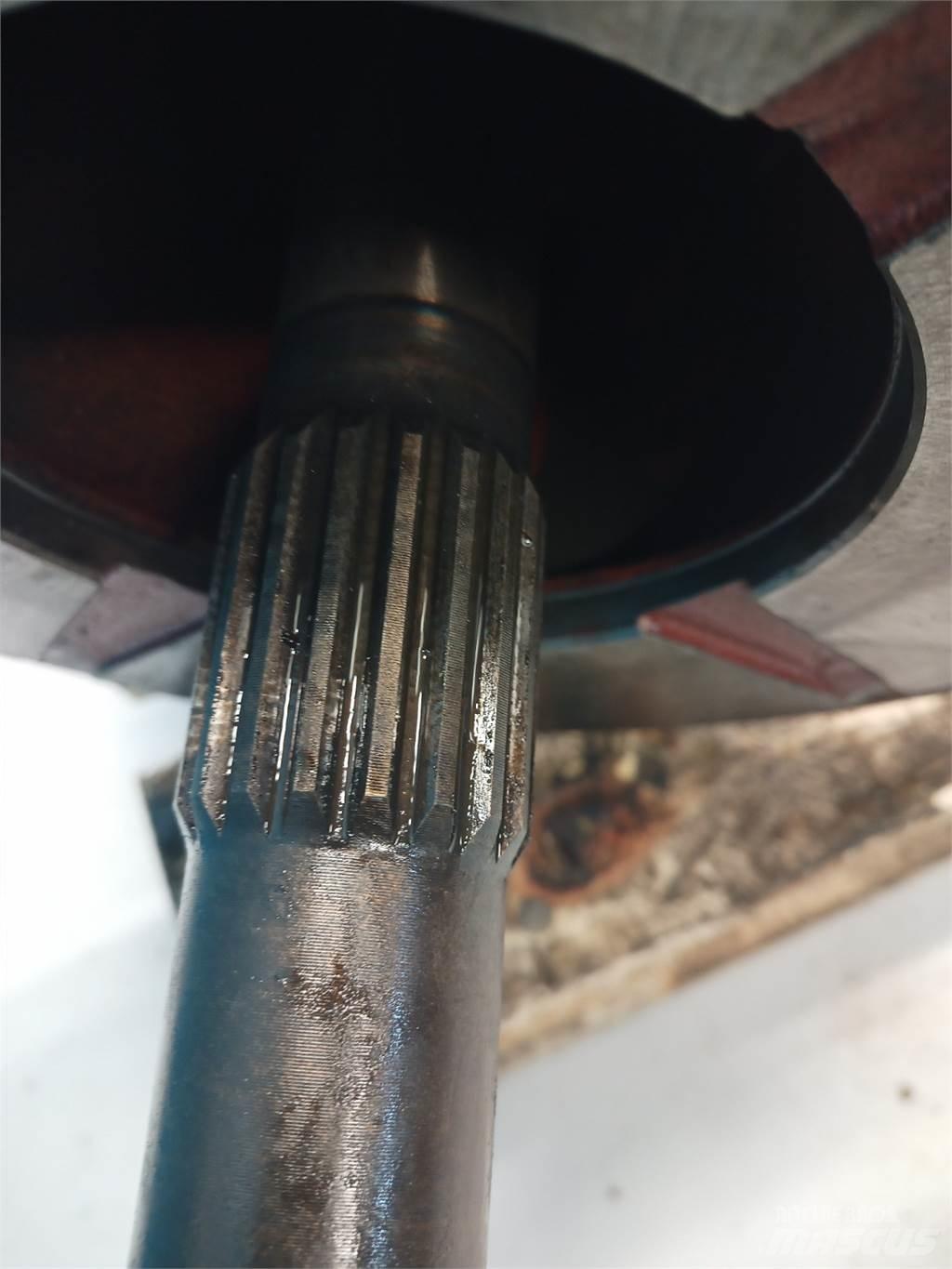Hydrema 906B Axe