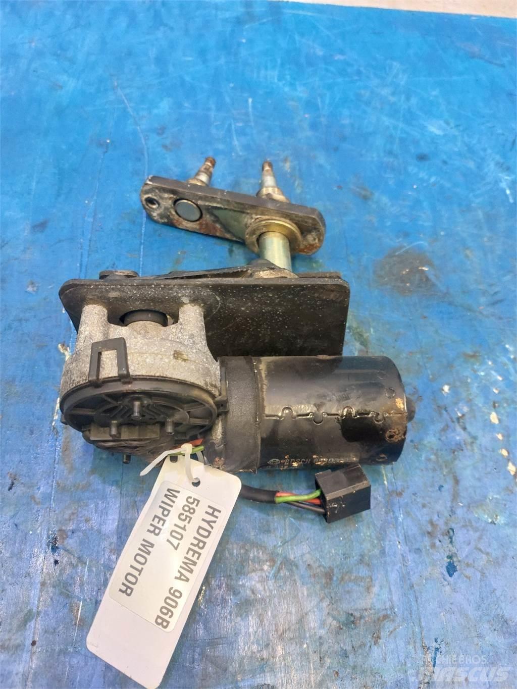 Hydrema 906B Electronice