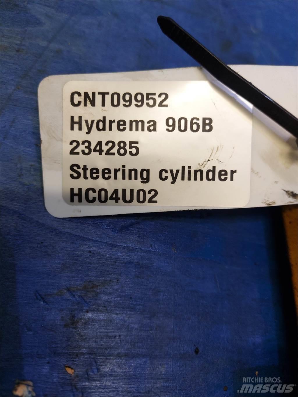 Hydrema 906B Axe