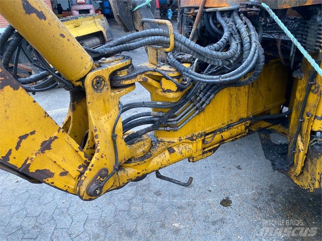 Hydrema 906C Buldoexcavatoare