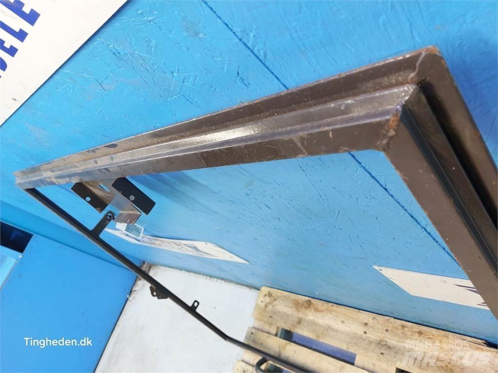 Hydrema 906D Cabine si interior