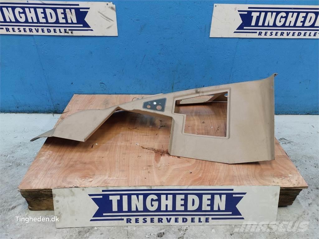 Hydrema 906D Cabine si interior