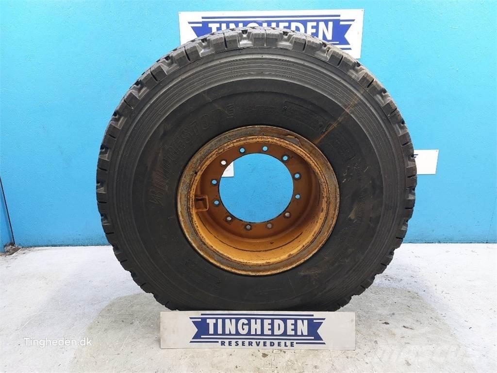 JCB 25 20.5R25 Anvelope, roti si jante