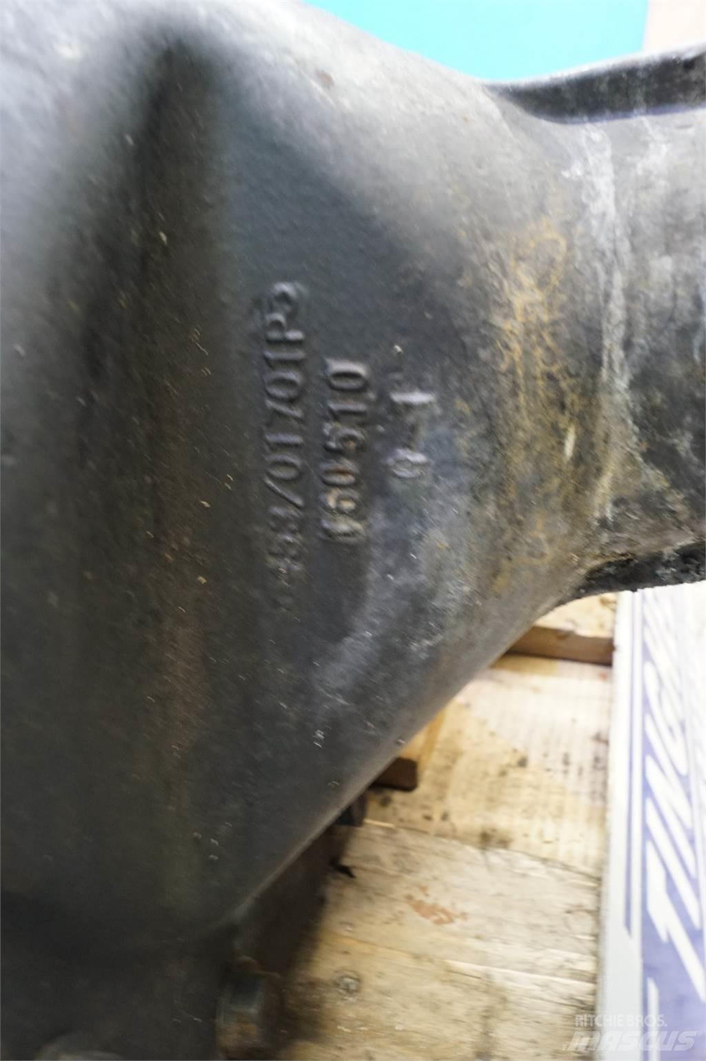 JCB 4CX Axe