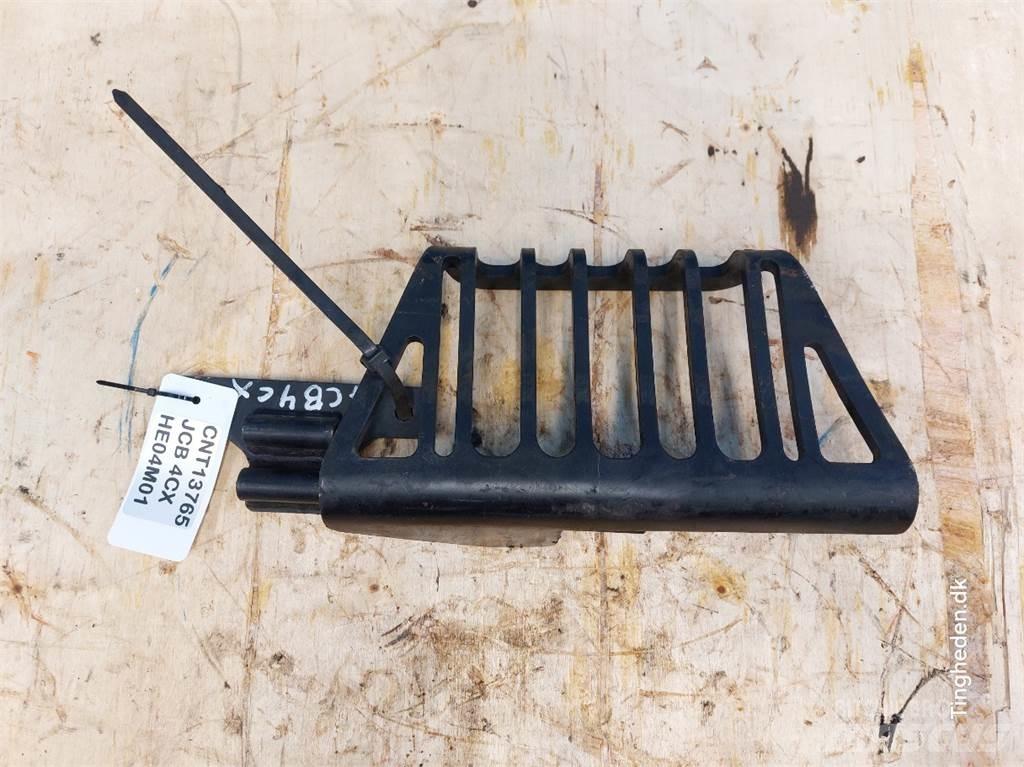 JCB 4CX cupa de excavat cu cernere