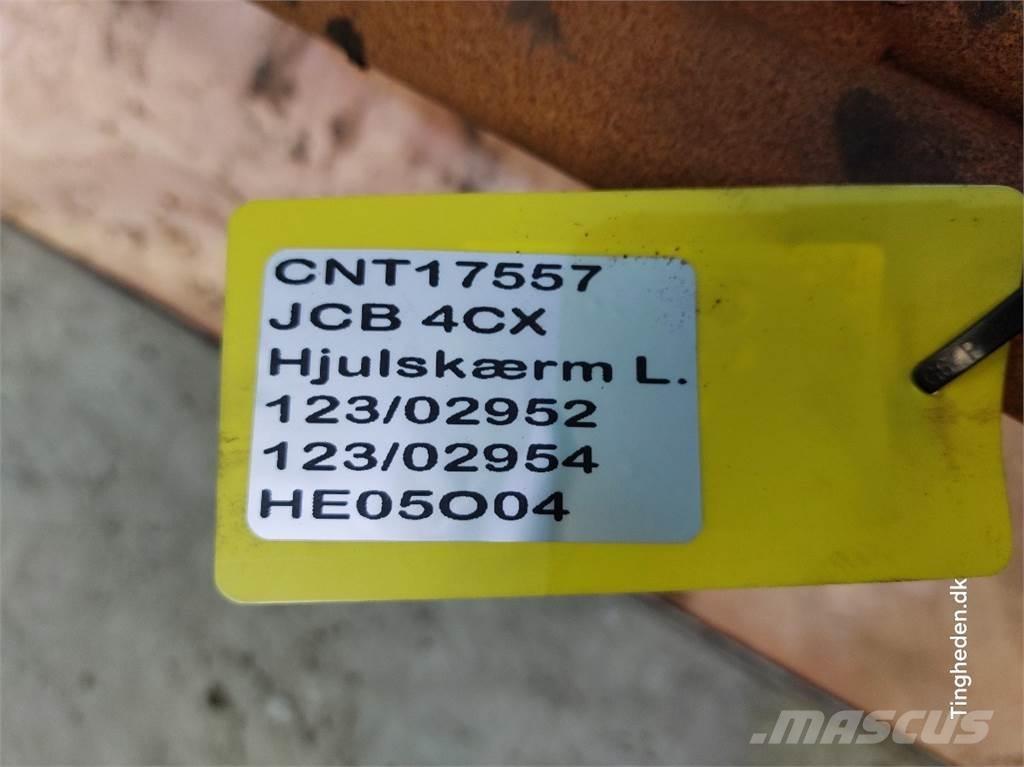 JCB 4CX cupa de excavat cu cernere