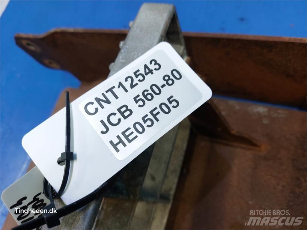 JCB 560-80 Cabine si interior