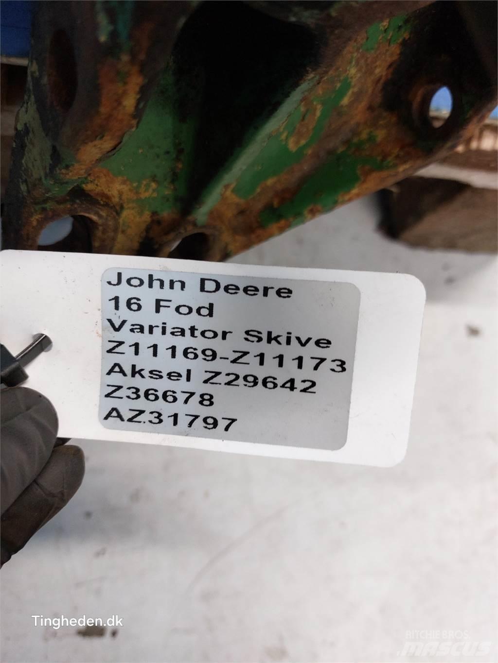 John Deere 1000 Accesorii combine agricole