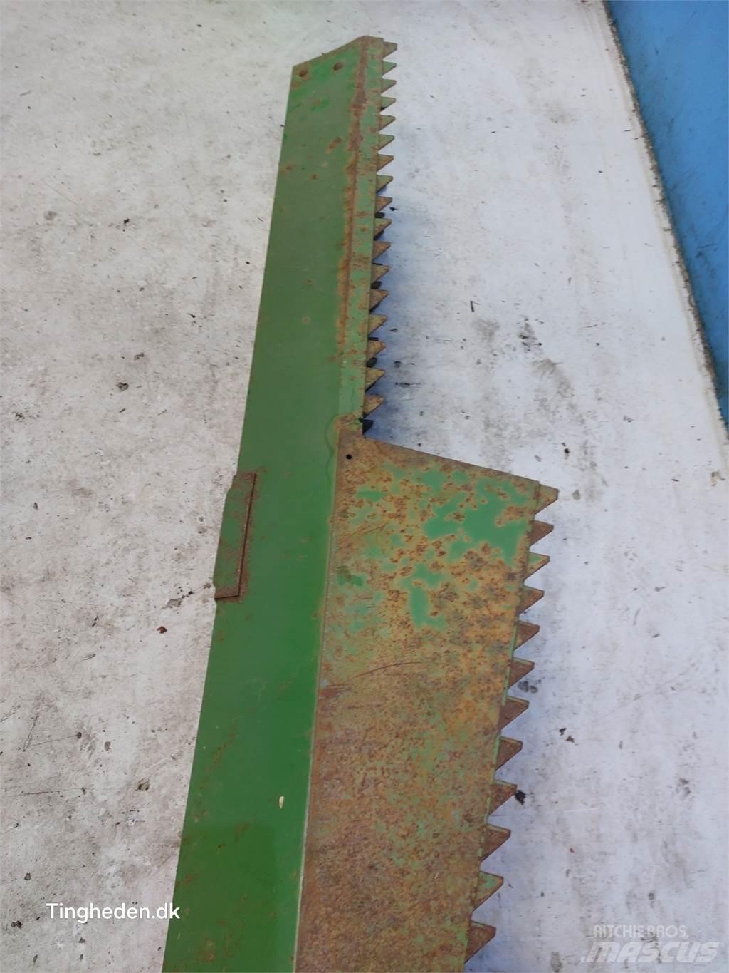 John Deere 1042 Accesorii combine agricole