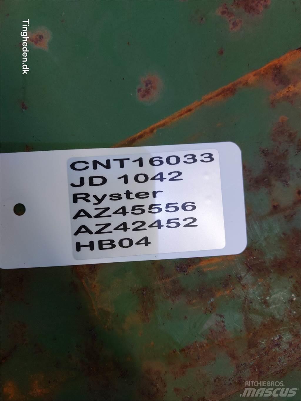 John Deere 1042 Accesorii combine agricole
