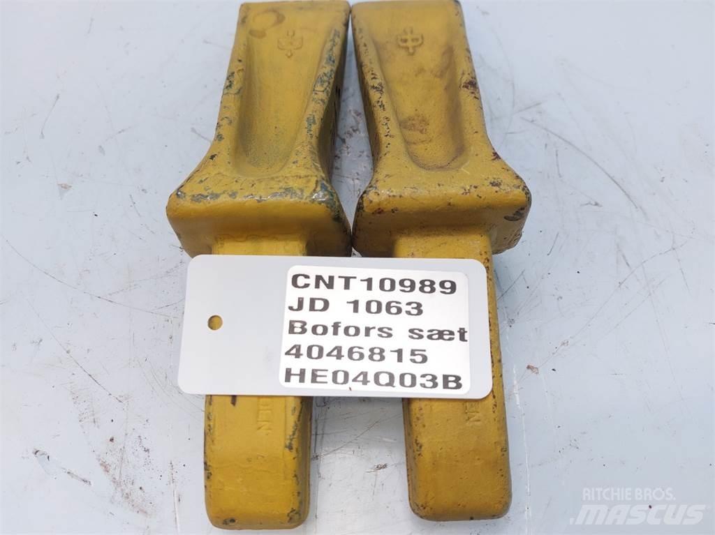 John Deere 1063 Pistoane