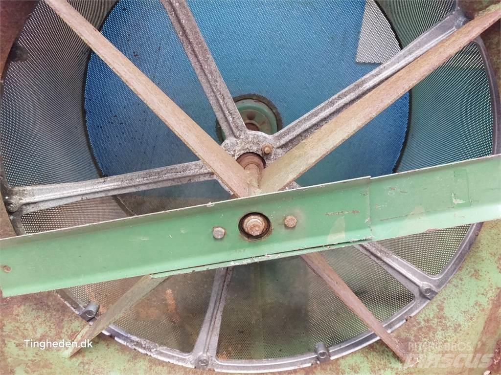 John Deere 1065 Radiatoare