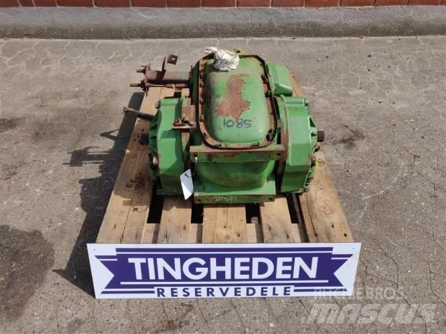 John Deere 1085 Transmisie