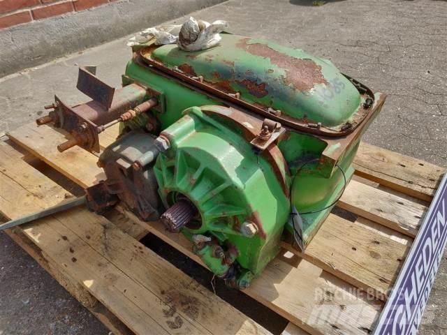 John Deere 1085 Transmisie