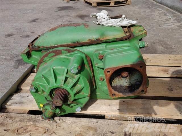 John Deere 1085 Transmisie