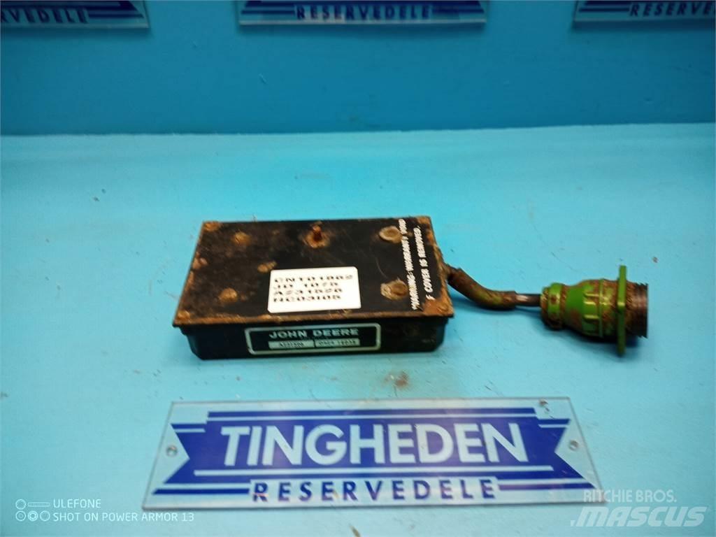 John Deere 1085 Electronice