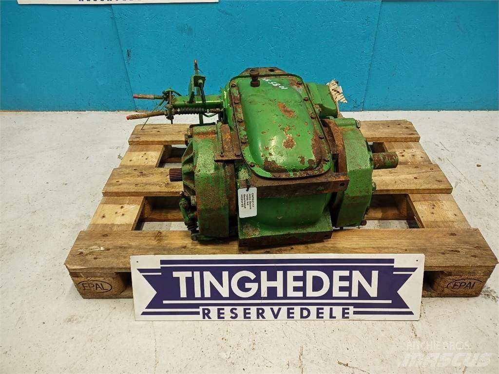 John Deere 1085 Transmisie
