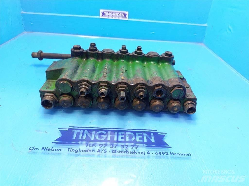 John Deere 1085 Hidraulice
