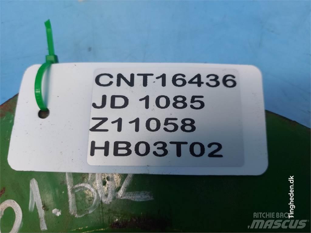John Deere 1085 Dispersare nisip si sare