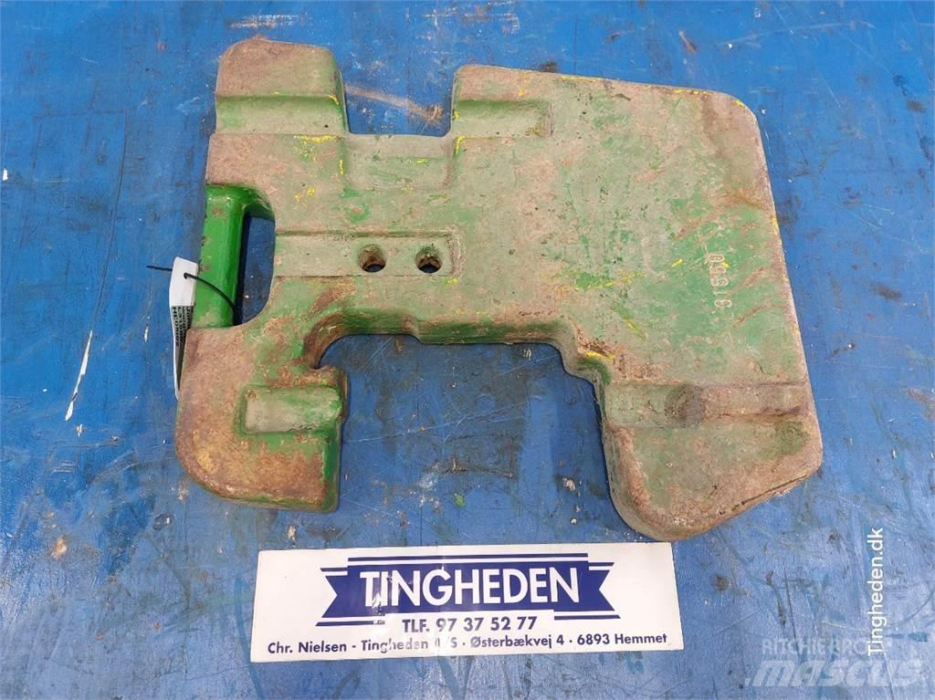 John Deere 1120 Greutăți față