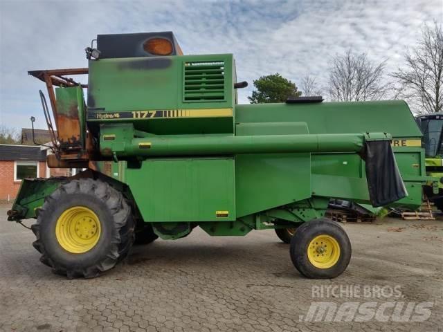 John Deere 1177 Combine de secerat