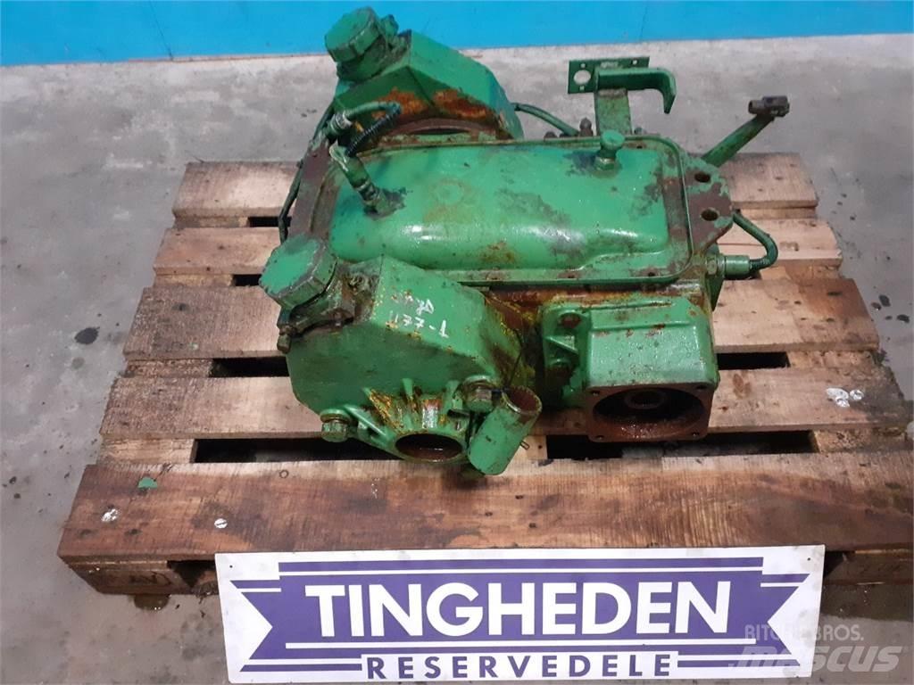 John Deere 1177 Transmisie