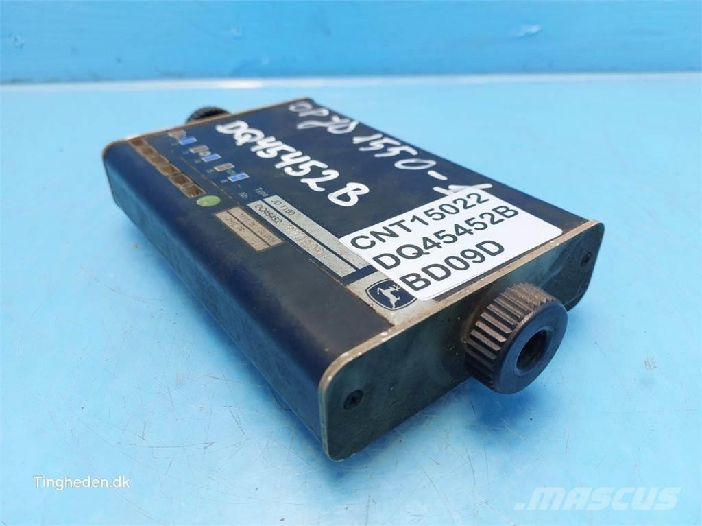 John Deere 1550 Electronice