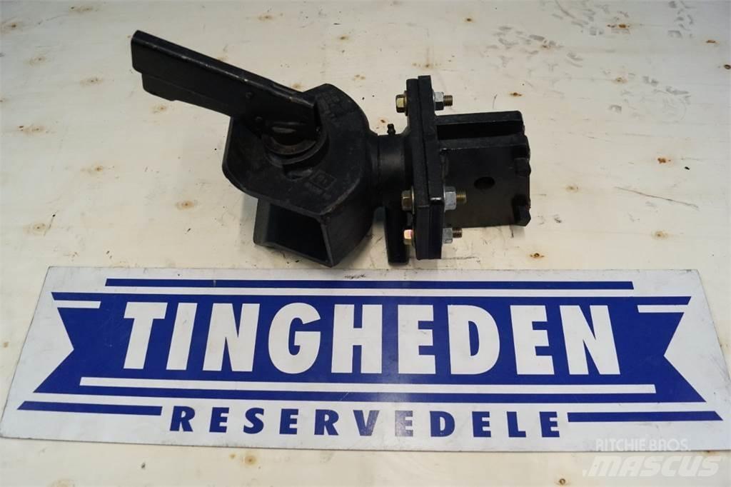 John Deere 2026R Alte accesorii tractor