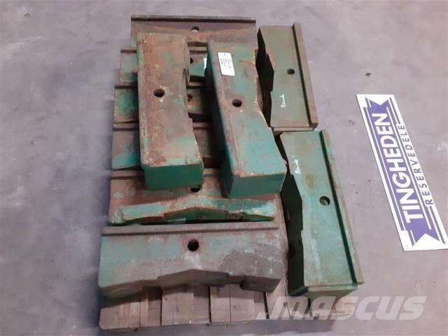 John Deere 2040 Greutăți față